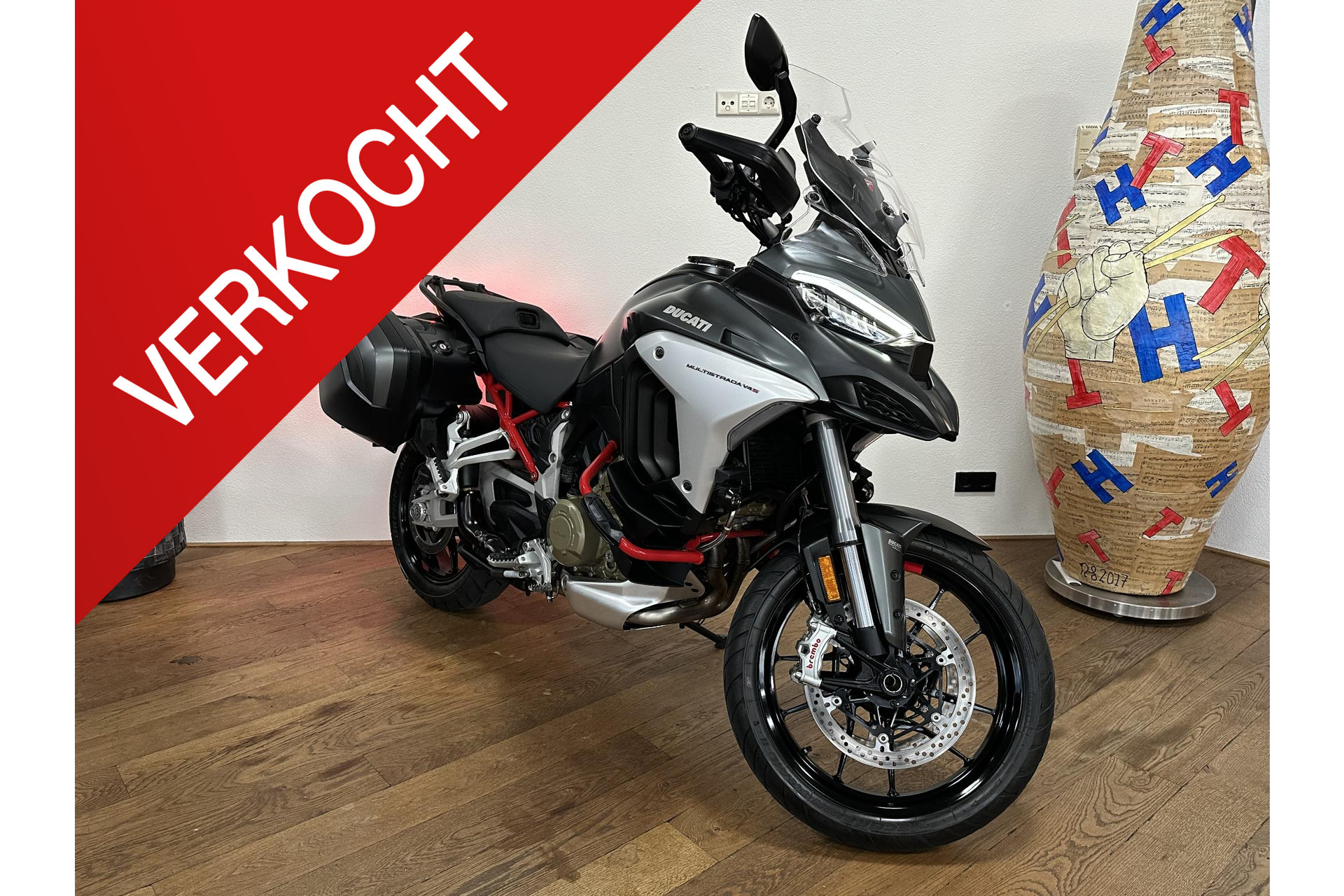 Ducati  Multistrada V4 S Travel & Radar *ACC*DODEHOEK*DEALER-OH*KOFFERS*